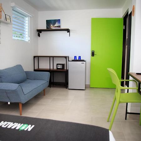 Nomada Beach Hostel- Isla Verde San Juan Kültér fotó