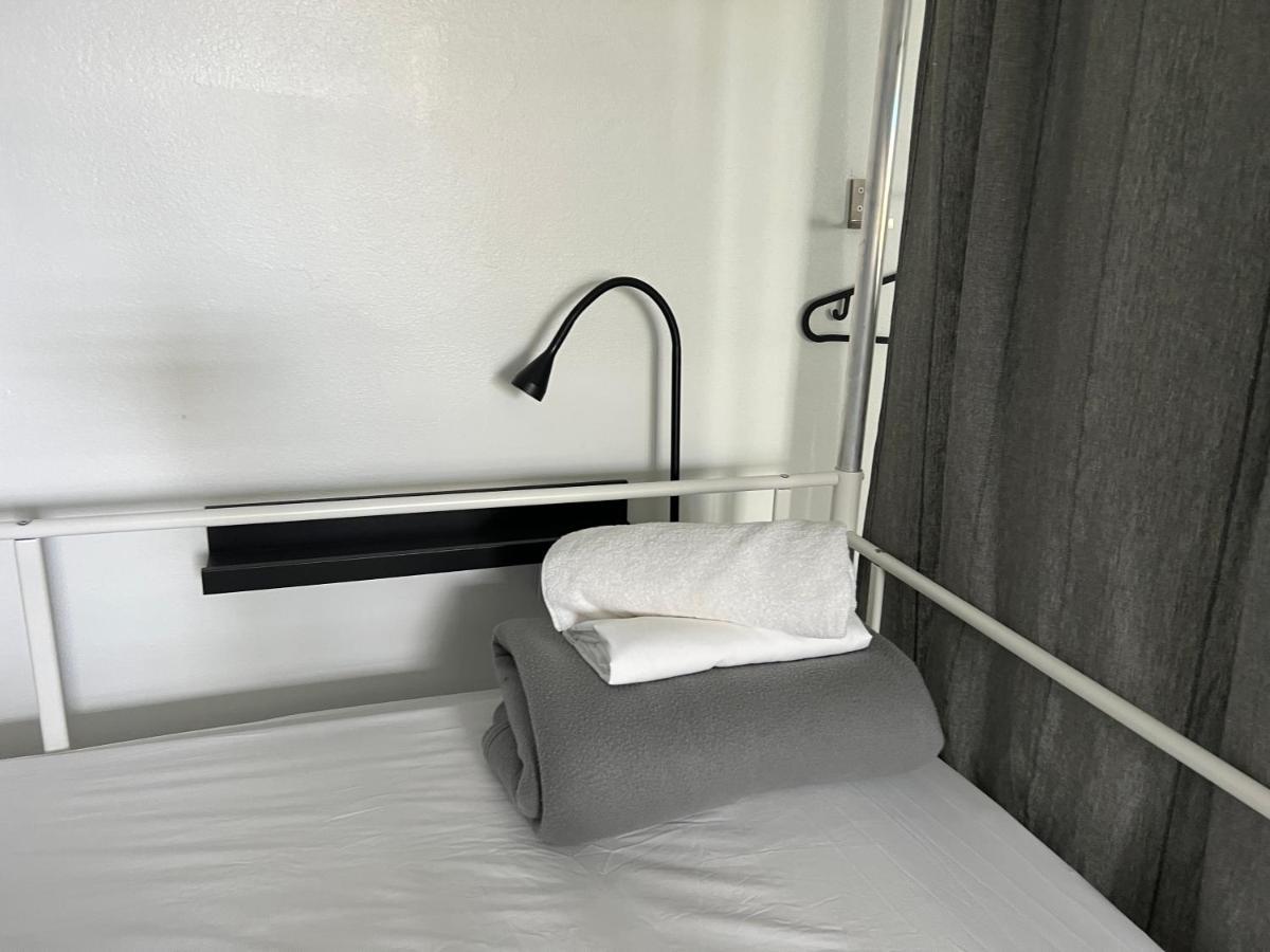 Nomada Beach Hostel- Isla Verde San Juan Kültér fotó