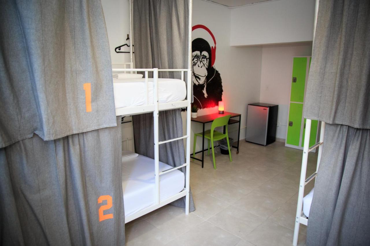Nomada Beach Hostel- Isla Verde San Juan Kültér fotó