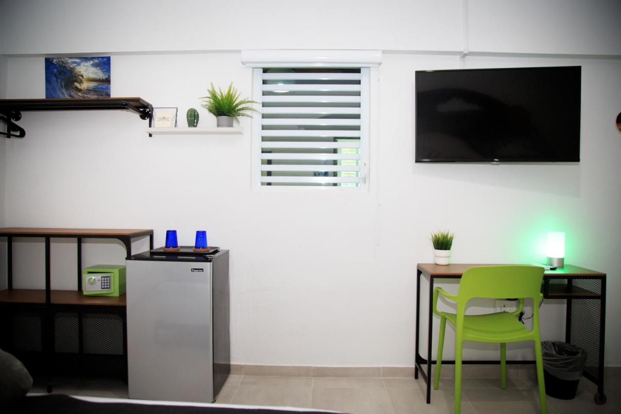 Nomada Beach Hostel- Isla Verde San Juan Kültér fotó
